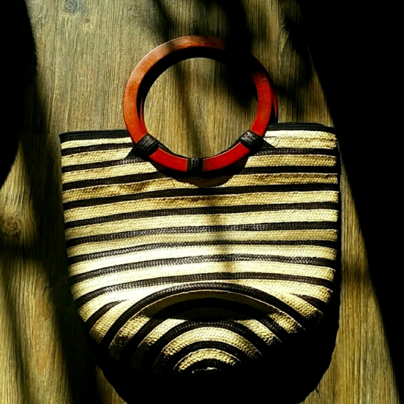 wood and fiber handbag from Colombia - Picture 2 of 2